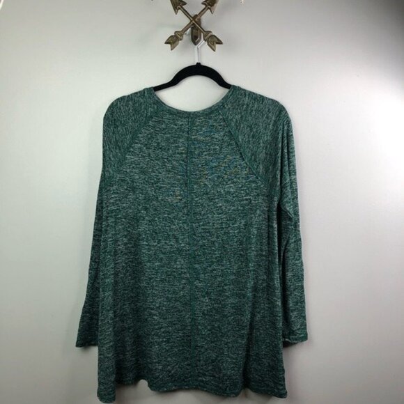 Hollister green hacci long sleeve women’s top - Picture 6 of 6